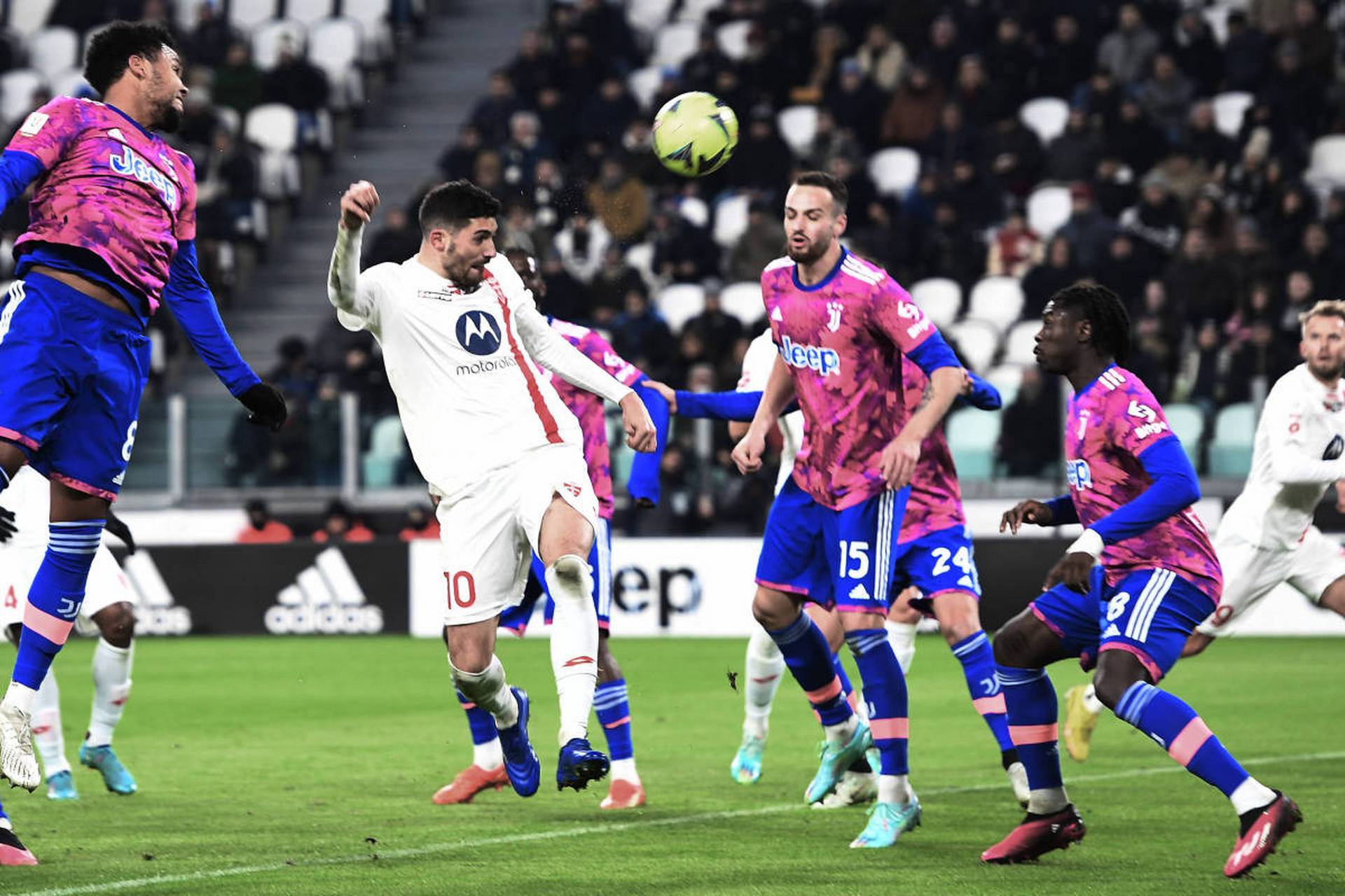 包含瓦伦西亚主场不敌比利亚雷亚尔,战绩下滑的词条 包含瓦伦西亚主场不敌比利亚雷亚尔,战绩下滑的词条