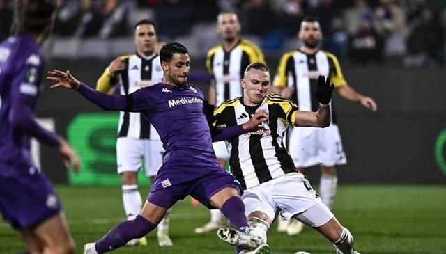 开云体育下载-佛罗伦萨客场逆袭，赢得重要三分