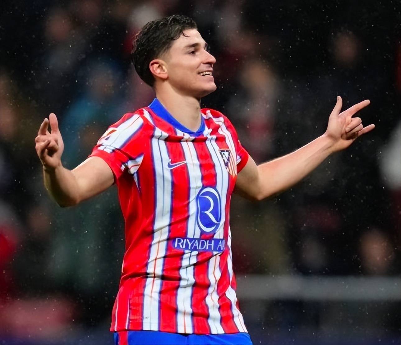 开云平台-法国豪门遭遇出局，期待下赛季重返巅峰