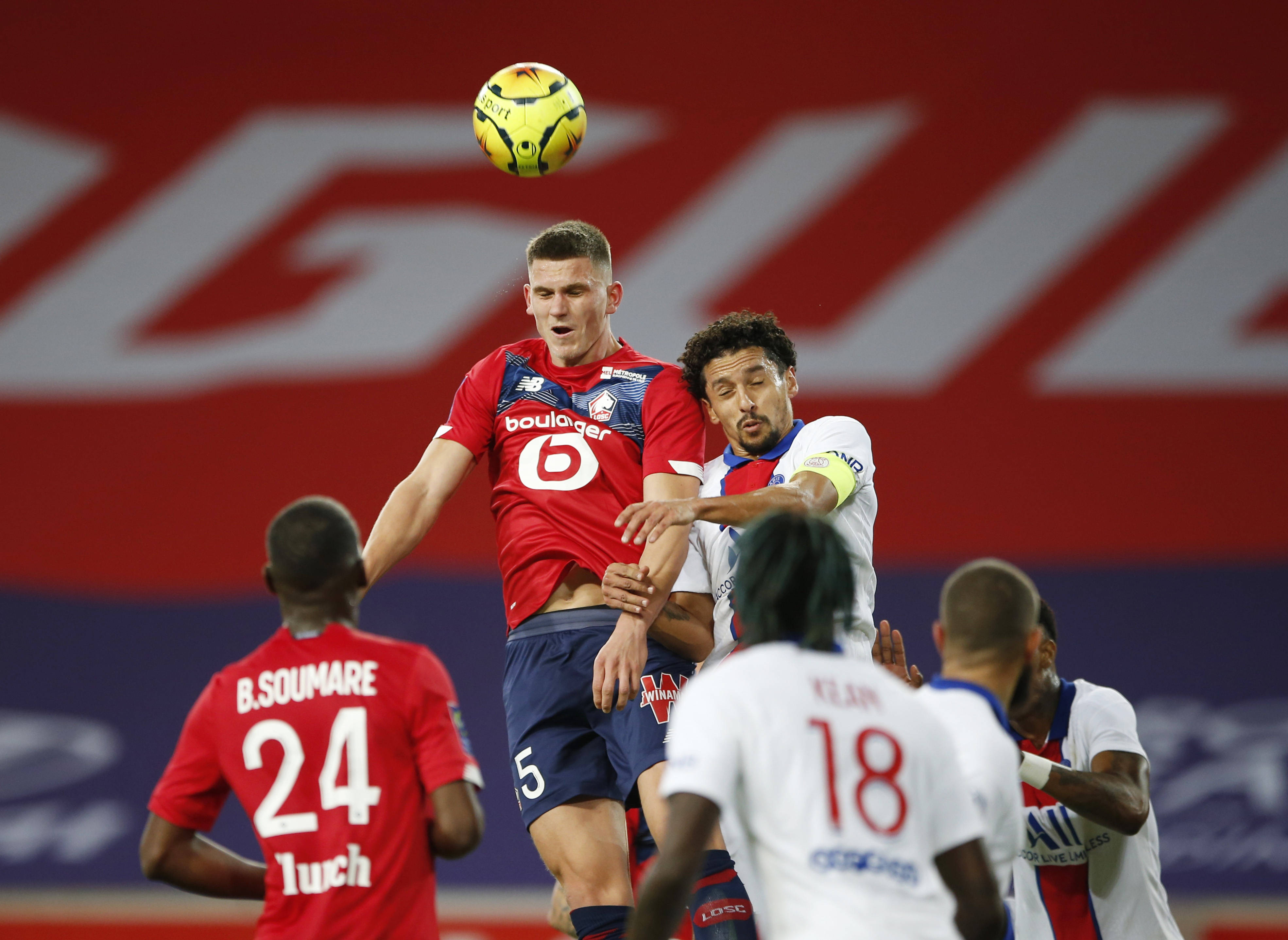 开云下载-法甲球队主教练战术调整收效显著