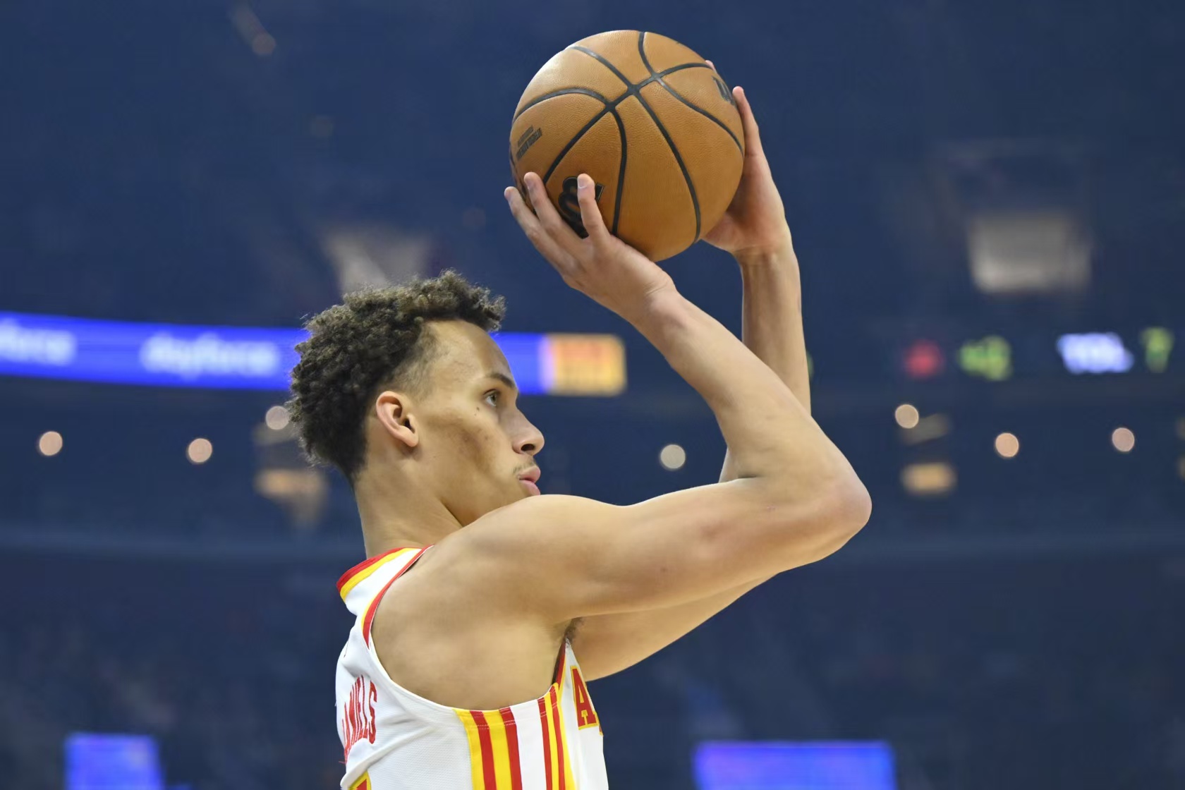 热火再胜一场,追平东部第一篮网 热火再胜一场,追平东部第一篮网