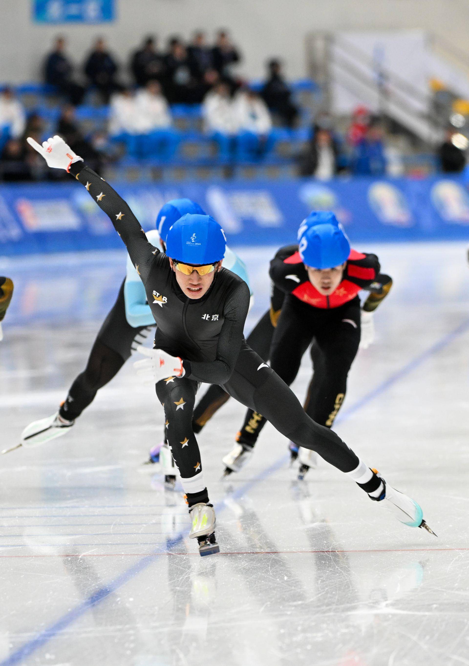 包含参赛选手各展绝活,角逐金牌荣誉的词条 包含参赛选手各展绝活,角逐金牌荣誉的词条