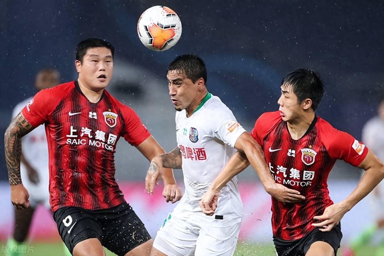 上港阵容再遭打击,需尽快调整状态 上港阵容再遭打击,需尽快调整状态