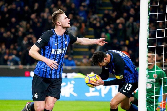 捷克队与斯洛伐克队交锋,争夺晋级机会 捷克队与斯洛伐克队交锋,争夺晋级机会