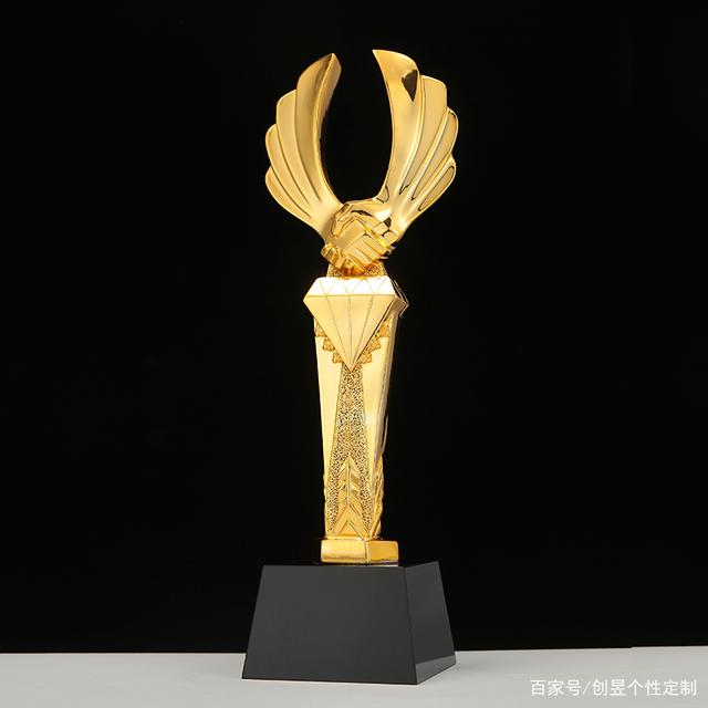 开云体育下载-关于紧张刺激！球队演绎荣誉奖杯赛逐梦之路的信息