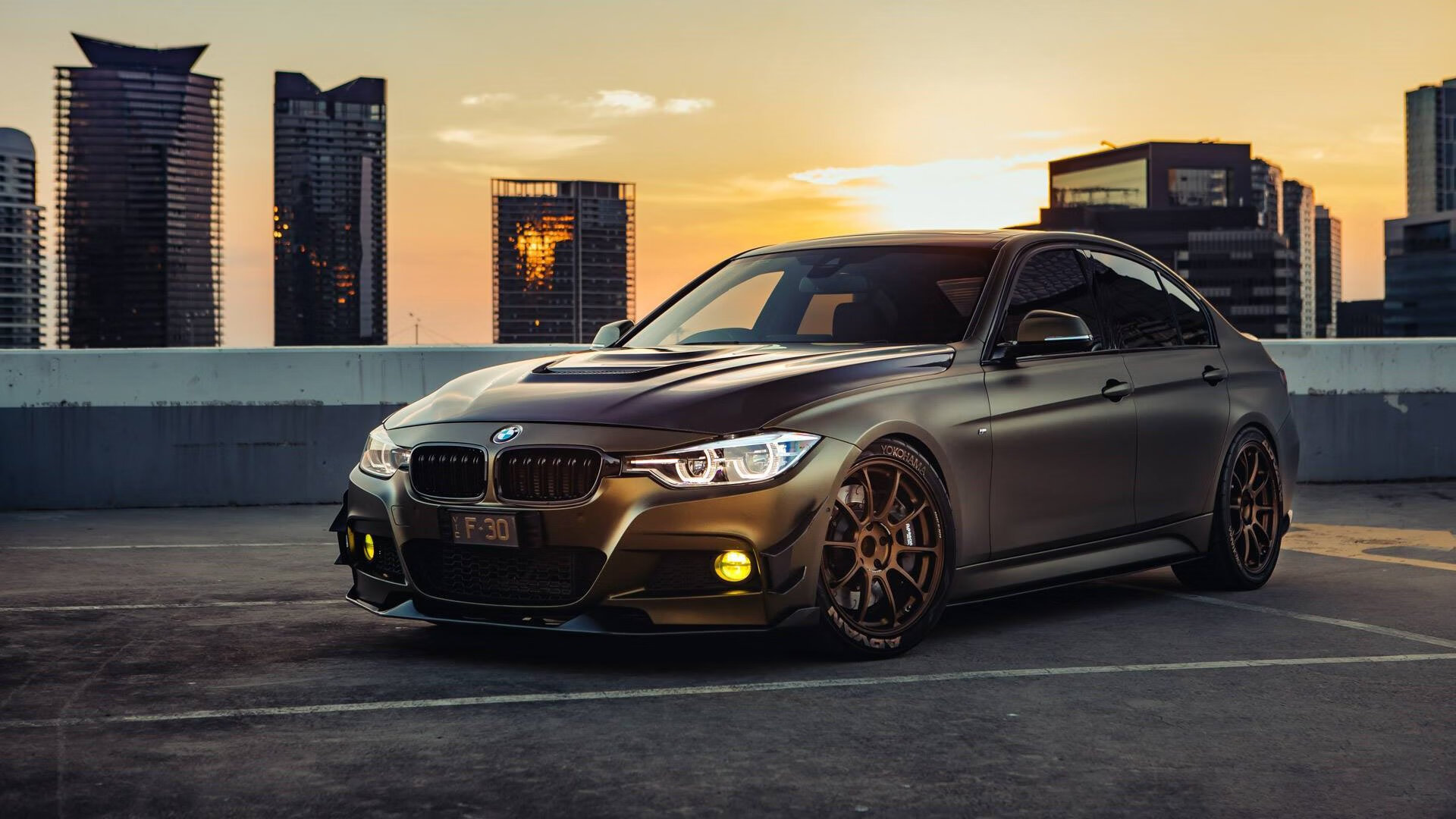 开云体育登录-F1街道赛之夜，梅西的自我救赎与速度的共鸣