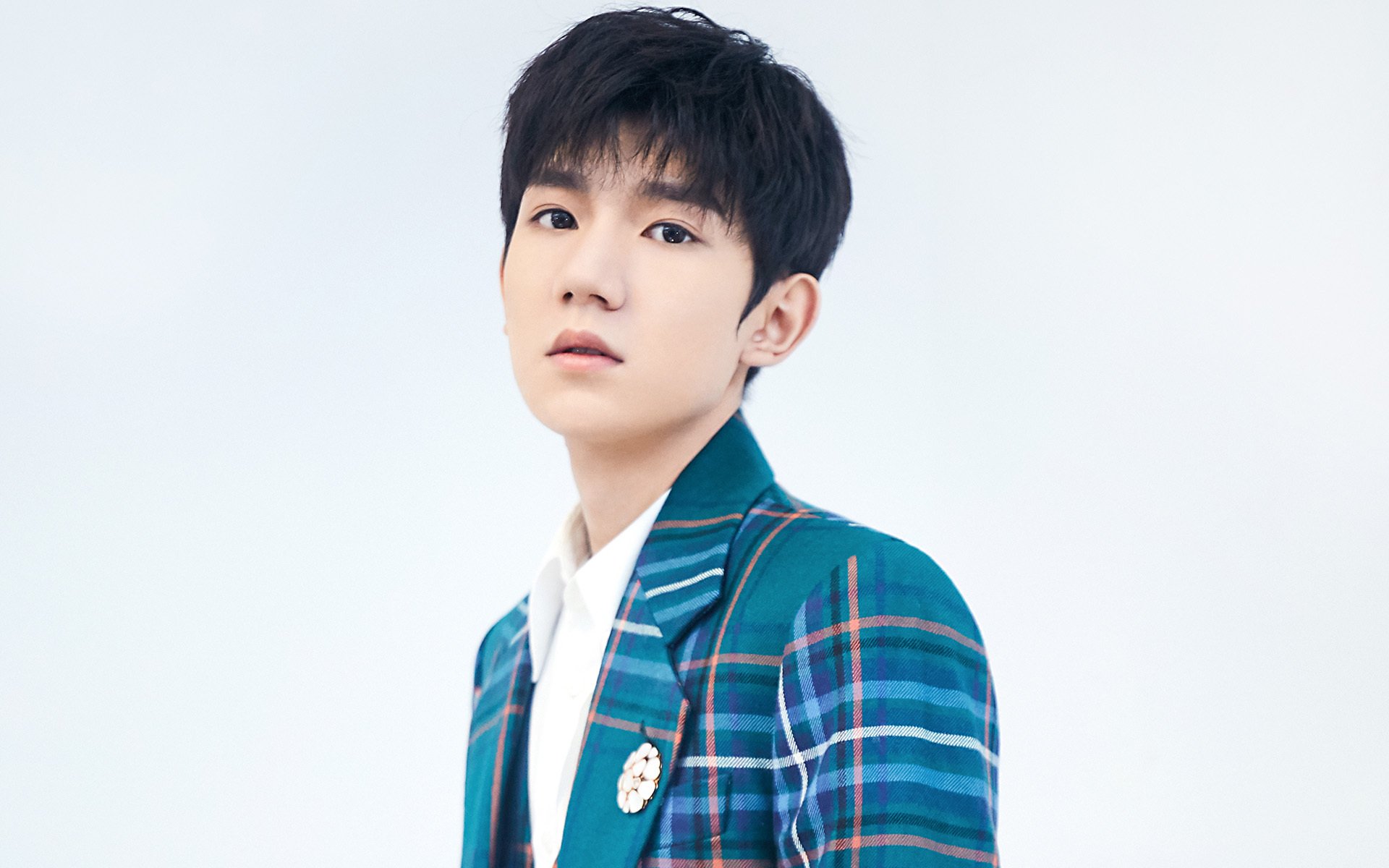 开云体育下载-范弗利特单场9记三分破茧成蝶，深圳团队篮球烈焰灼伤迈阿密热火